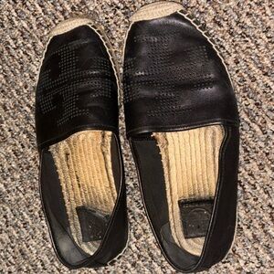 Tory Burch black leather flats